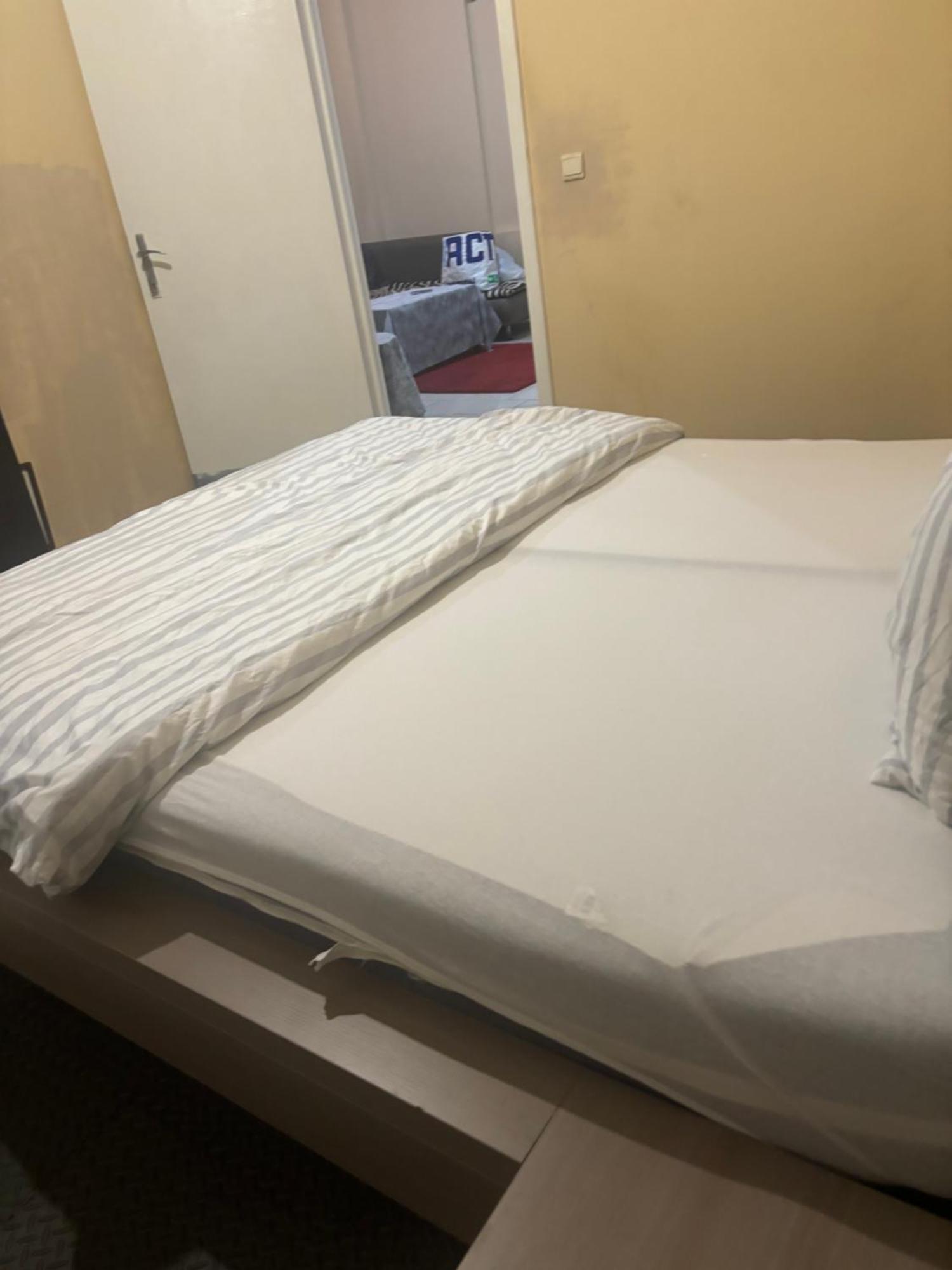 Apartment For Rent بروكسل المظهر الخارجي الصورة