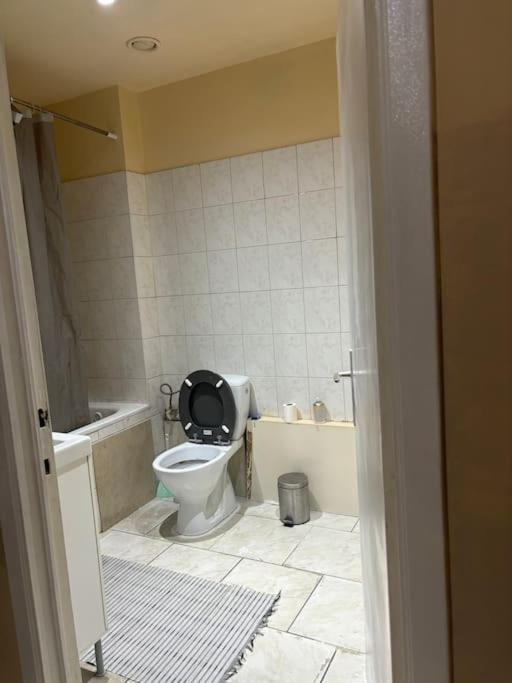 Apartment For Rent بروكسل المظهر الخارجي الصورة
